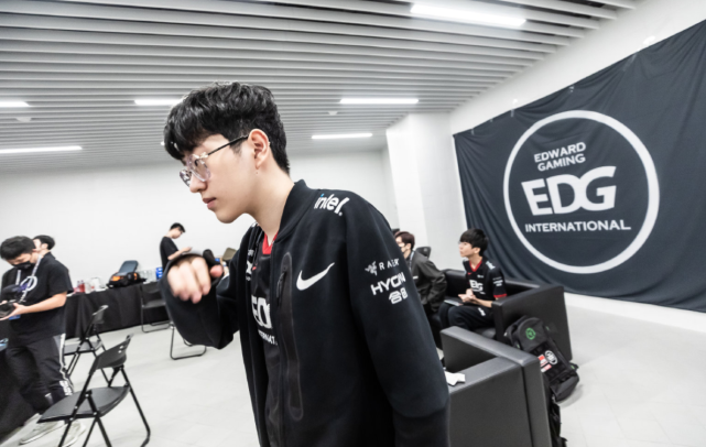 莱尔的态度 莱尔的态度