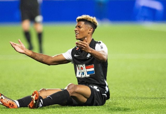 火箭的进攻 火箭的进攻