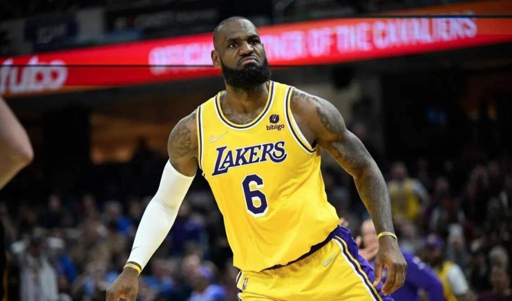 顶级赛事中 顶级赛事中